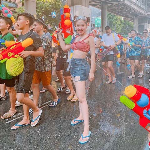 Lễ hội té nước Thái Lan có gì vui? Một số lưu ý khi tham gia lễ hội té nước ở Thái Lan