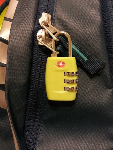 khóa số vali hà nội cách sử dụng khóa số vali cách mở khóa số vali mua khóa vali ở đâu