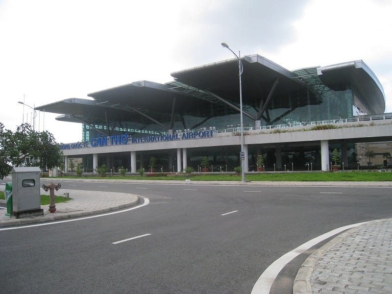 Cổng sân bay Cần Thơ