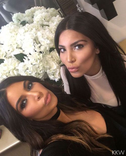 Kim Kardashian hào hứng gặp người giống cô như tạc