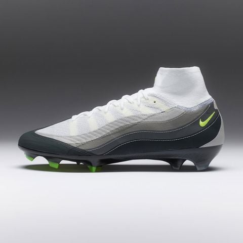 Nike Drop The 2020 Tech Craft Pack