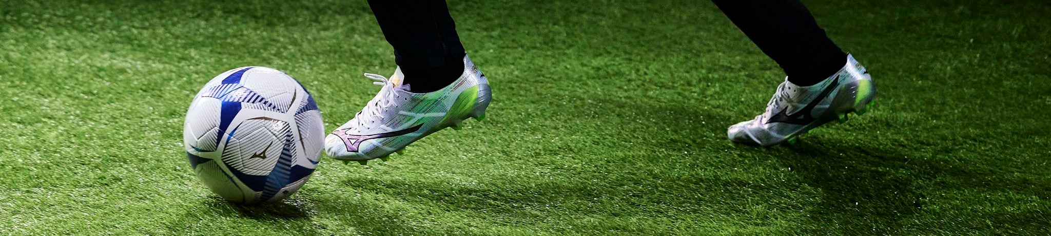 Mizuno Alpha
