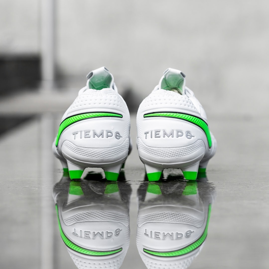 Giày đá bóng Nike Tiempo Legend VIII 