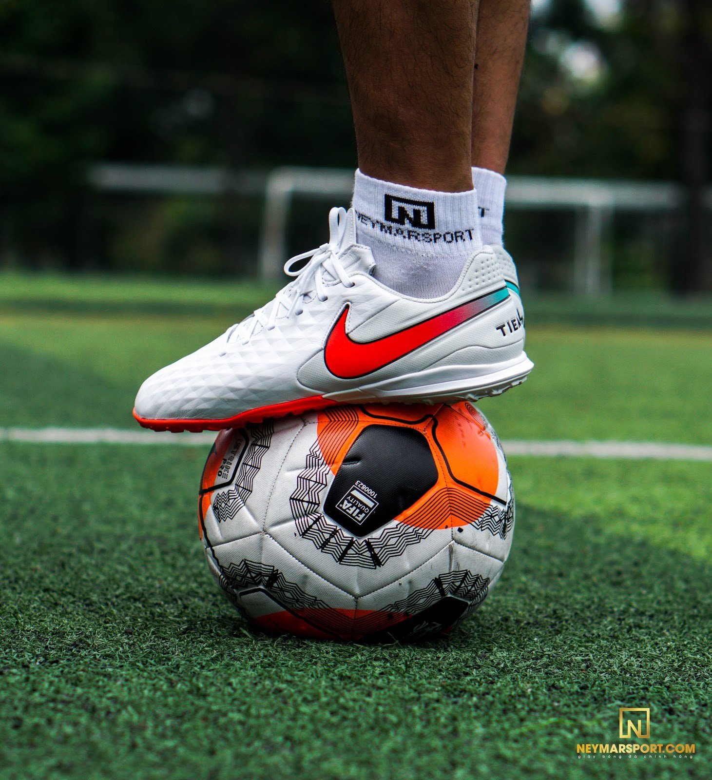 Giày đá banh Nike Tiempo Legend 8 Academy TF Flash Crimson 