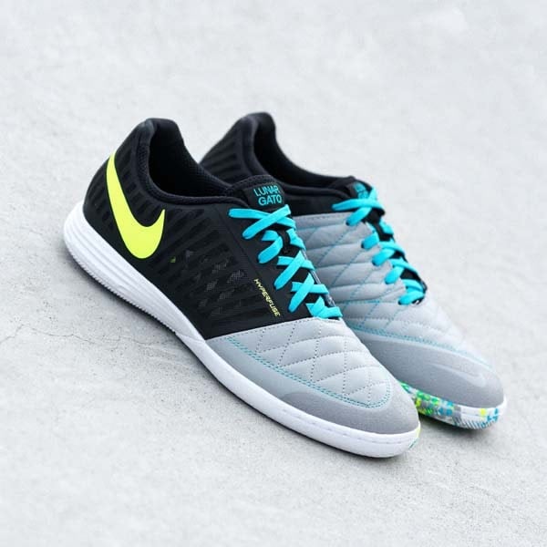 Giày đá banh chính hãng. Giày Nike. NIKE LUNARGATO II IC - BLACK/WOLF GREY/ LITE CURRENT BLUE