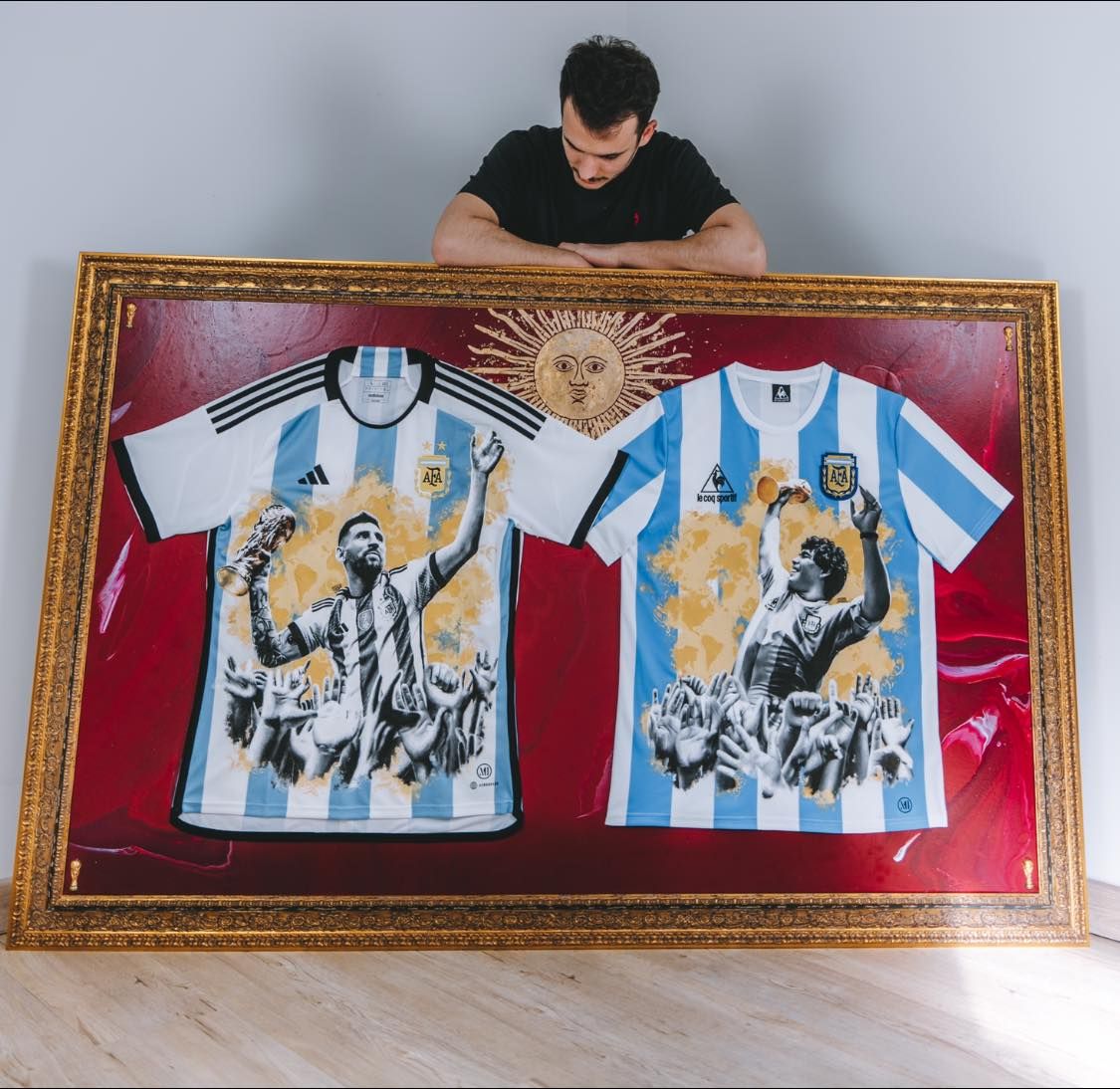 Những chiếc áo thi đấu của Messi, Maradona và Mats được người hâm mộ trên khắp thế giới háo hức chờ đợi. Bạn có muốn thấy những hình ảnh độc đáo về các siêu sao bóng đá từ Argentina và Thụy Điển này không? Hãy đến ngay xem những hình ảnh này để được ngắm nhìn những bộ áo đẹp nhất.