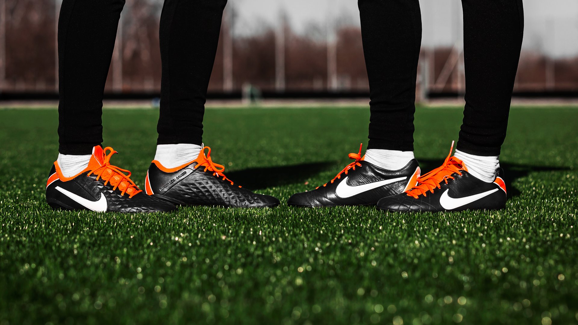 Cảm hứng được bắt nguồn từ đôi giày Nike Tiempo Legend IV từ năm 2011.