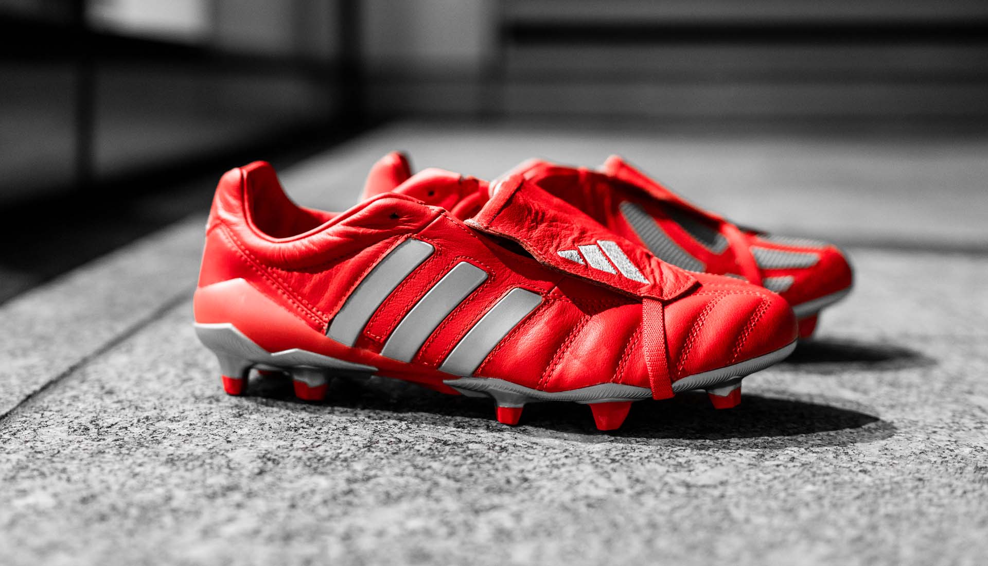 Giày đá banh chính hãng. Giày đá banh Adidas. Adidas Predator Mania "Red/Metallic Silver"