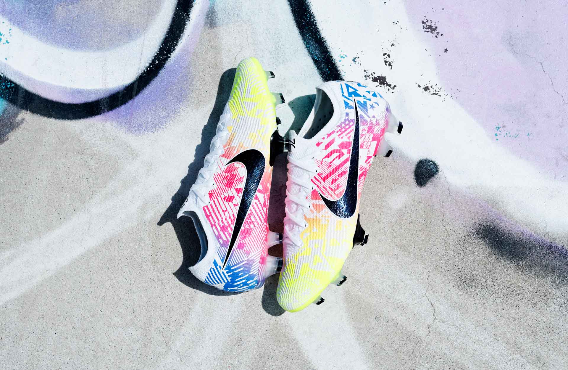 Giới thiệu giày đá banh Nike Mercurial Vapor 13 Neymar Jogo Prismastico