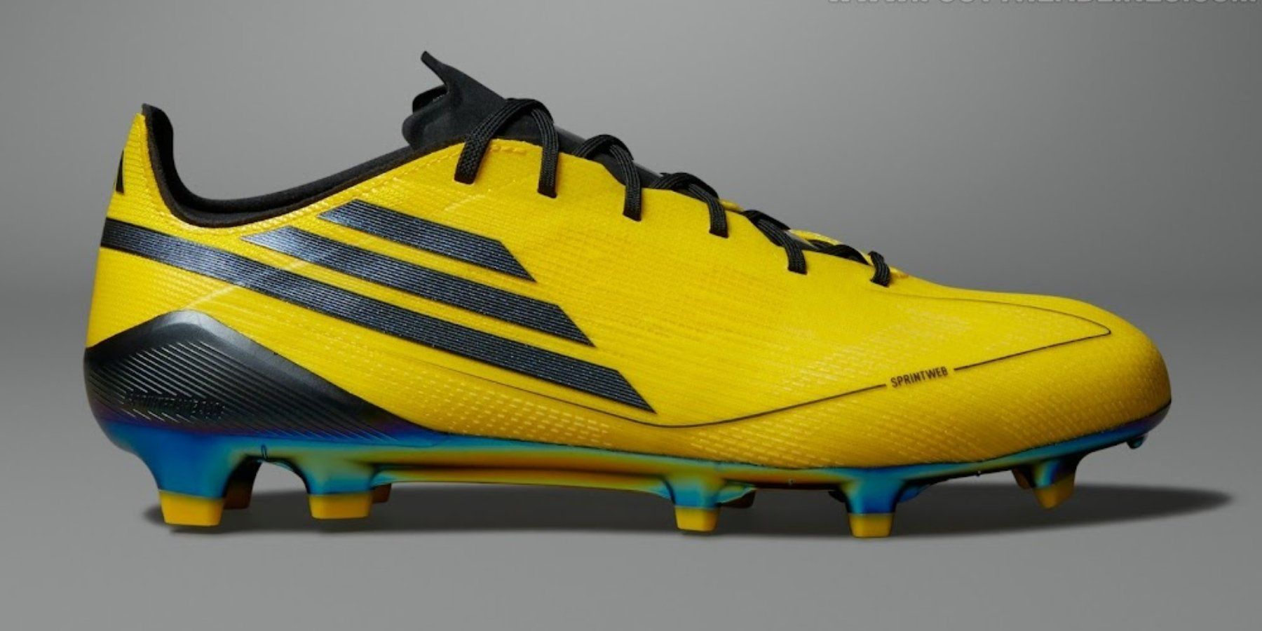Adidas-F50-Adizero-2010-Remake-02