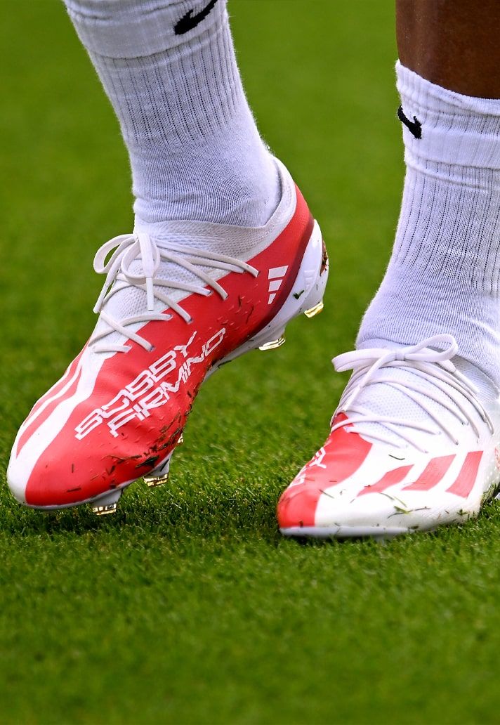 adidas dành tặng Roberto Firmino đôi giày X Speedportal đặc biệt cho những trận đấu cuối cùng tại LFC
