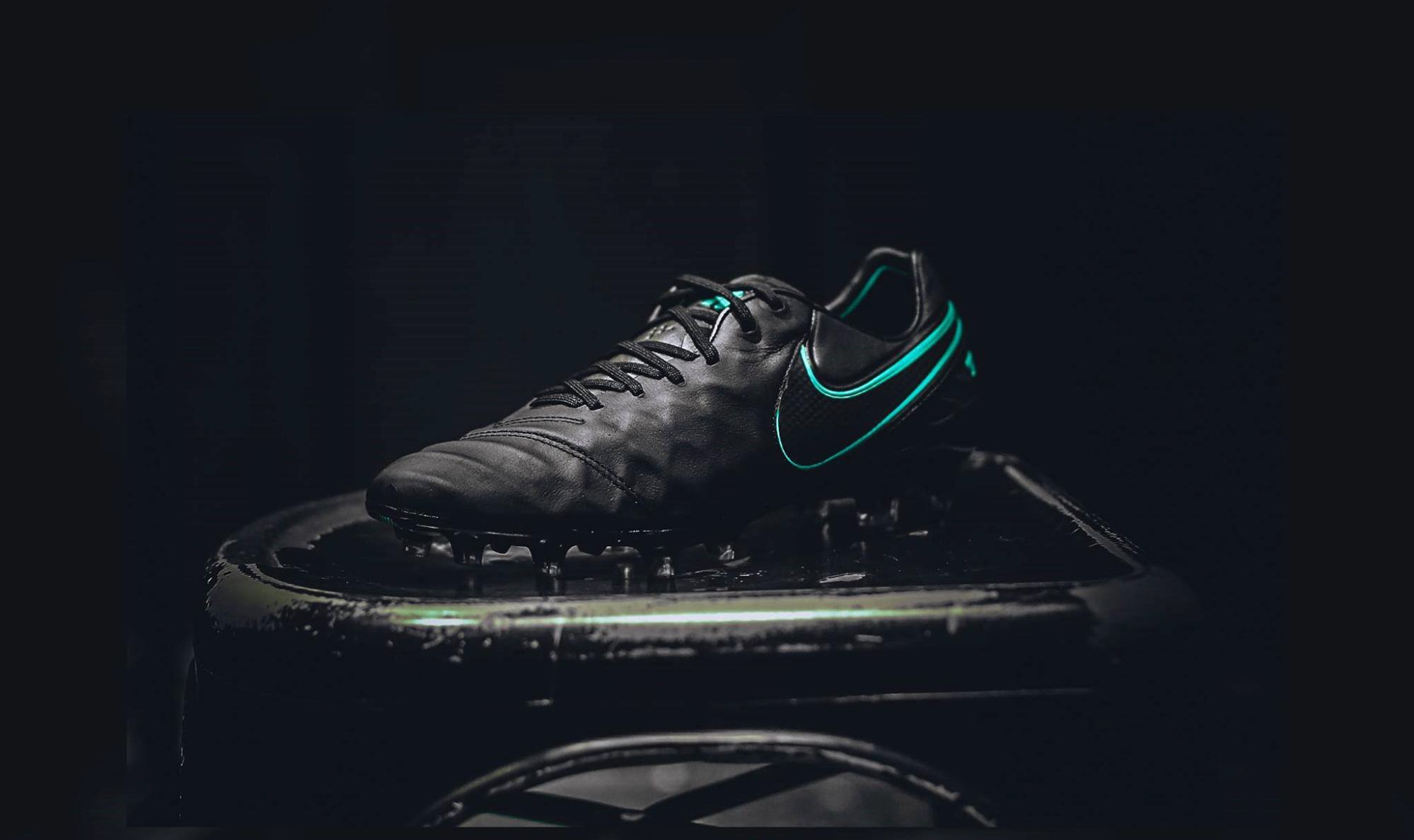 giày bóng đá  Nike Tiempo Legend VI