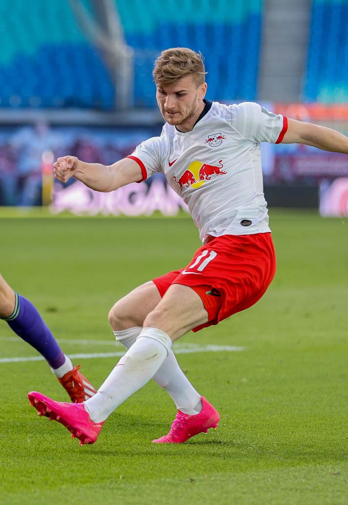 Timo Werner (RB Leipzig) mang giày đá banh Adidas X 19.1 FG