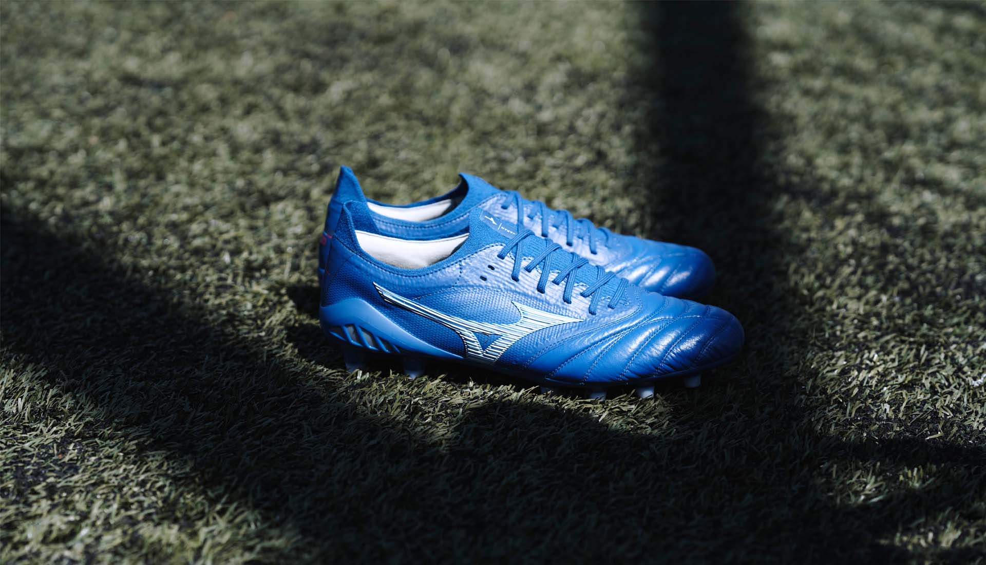 Giày đá banh Mizuno Morelia Neo 3 Beta 