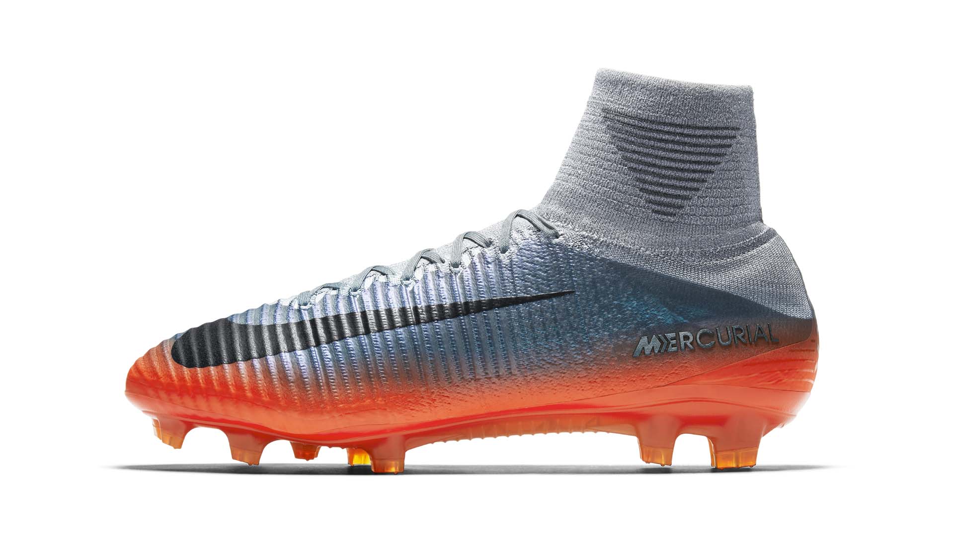 Vẻ đẹp của giày Nike Mercurial Superfly V Forged For Greatness