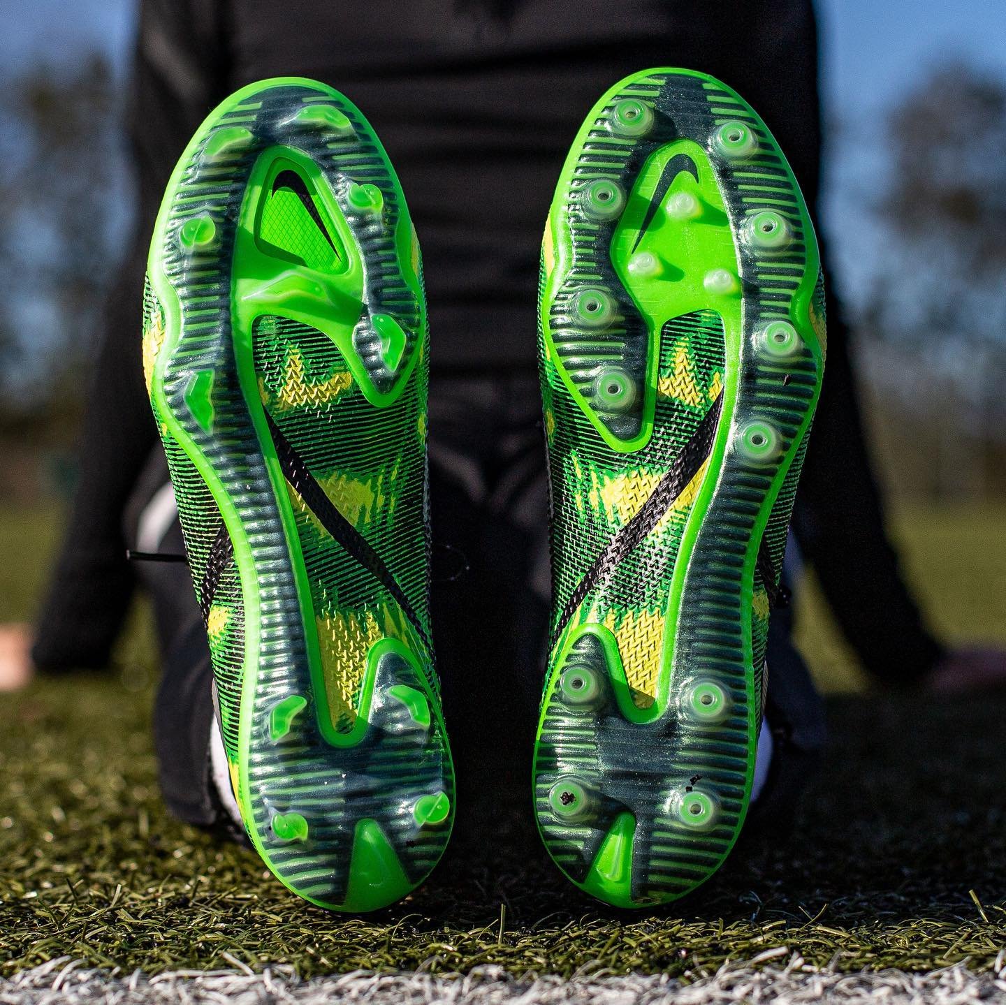 Công nghệ nổi bật của giày đá banh Nike Phantom GT II 'Shockwave'