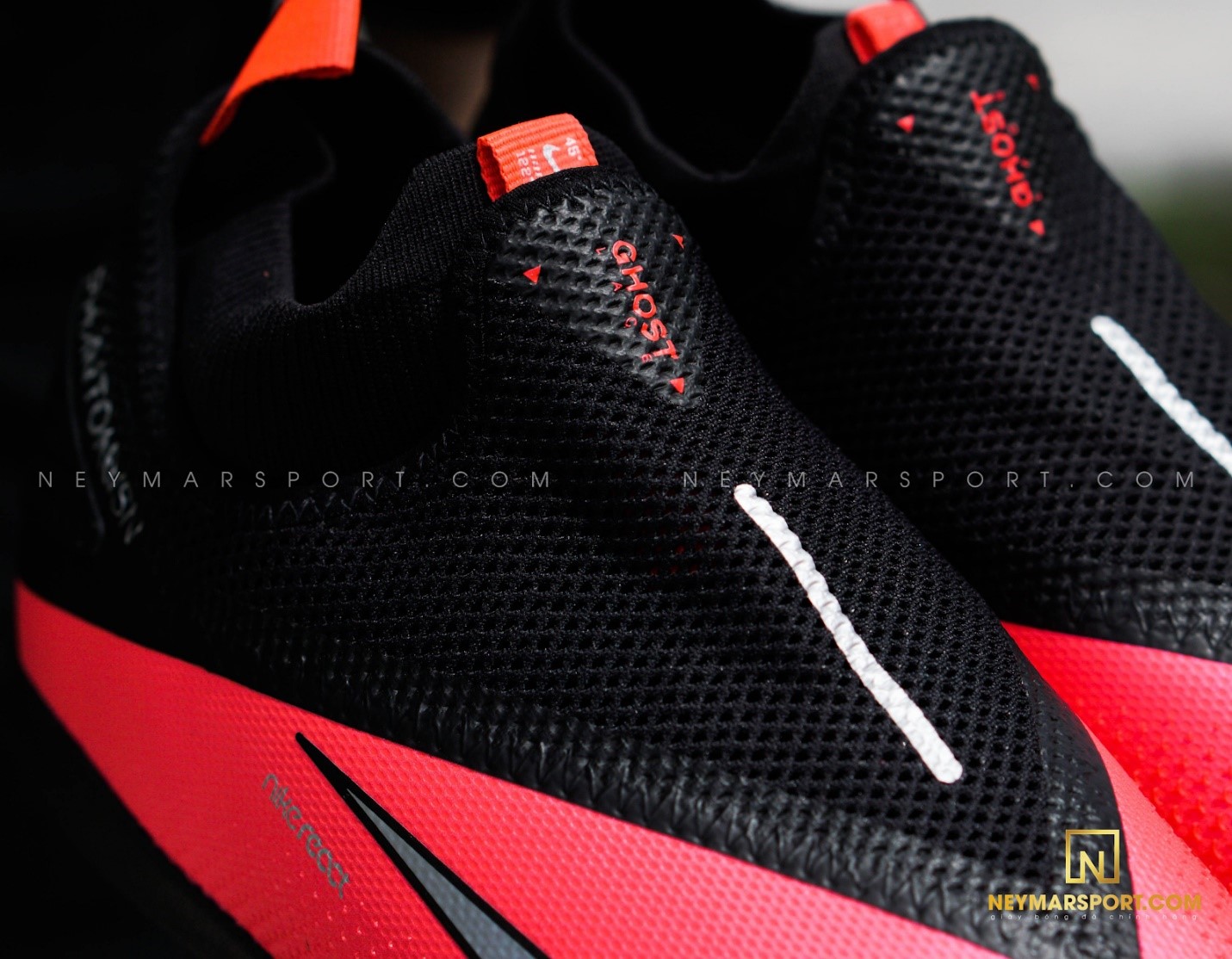 Công nghệ của giày đá bóng Nike Phantom VSN