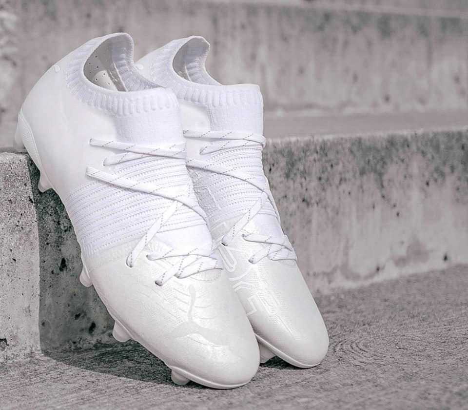 giày bóng đá Future Z 1.1 'Lazertouch' All white