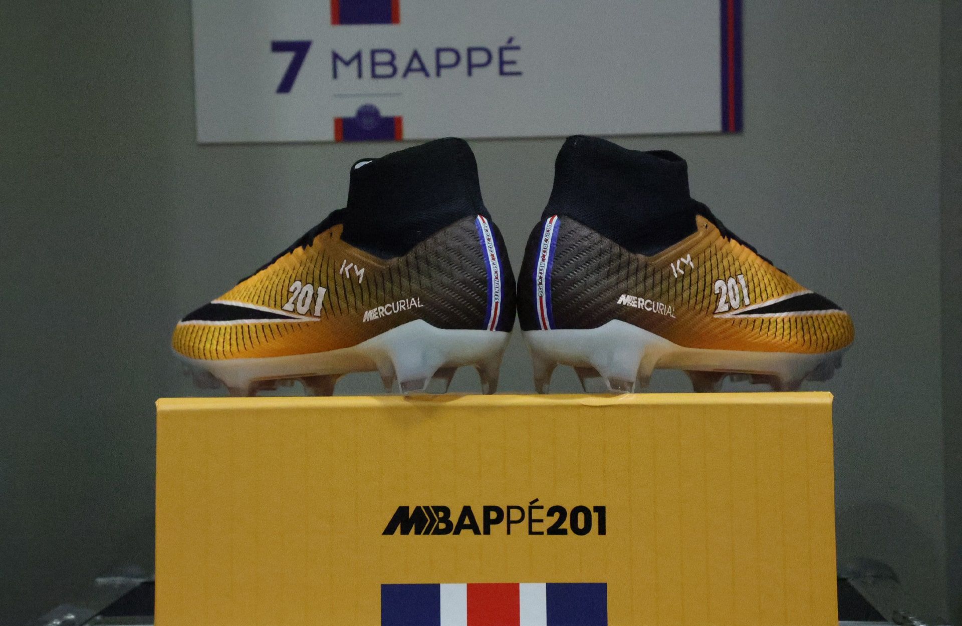 giày đá banh Nike  Mercurial Mbappe CLB PSG - 03