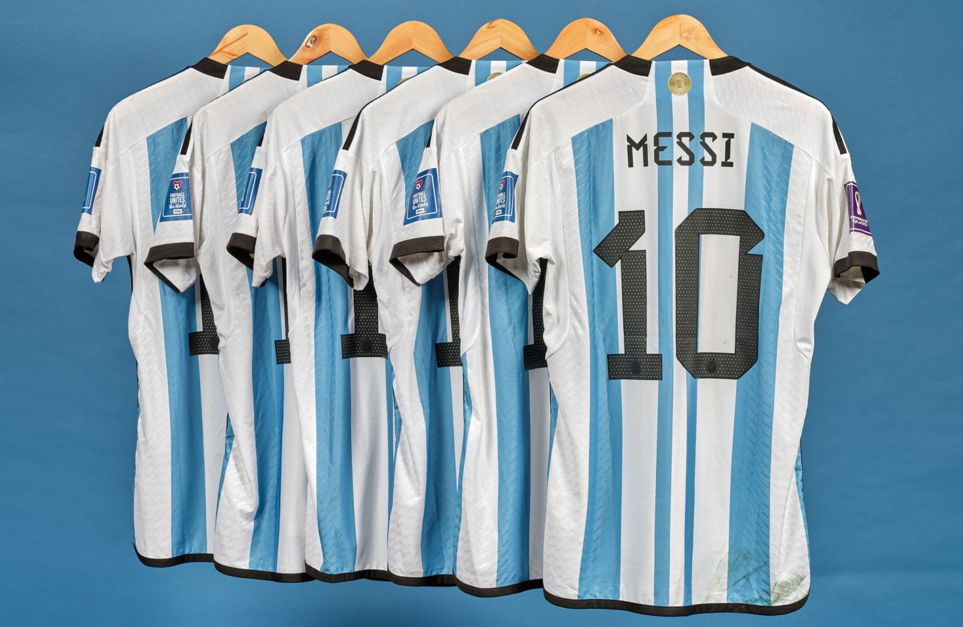 6 áo đấu huyền thoại của Messi tại World Cup 2022