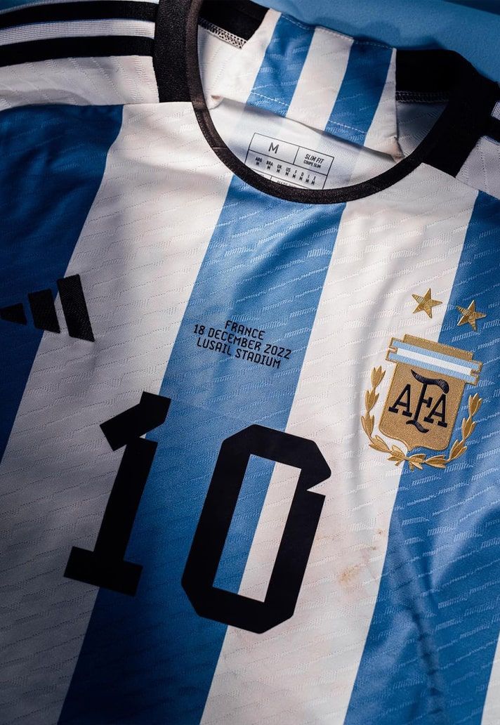 6 áo đấu huyền thoại của Messi tại World Cup 2022 - 02