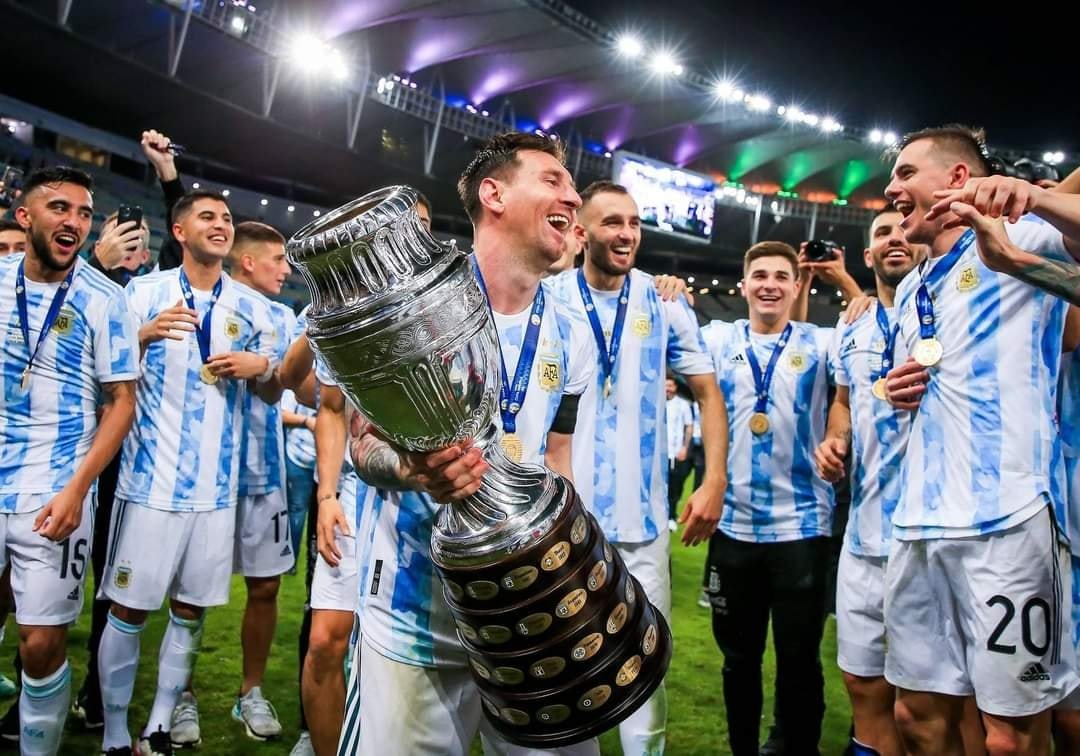 Giày đá bóng cùng Messi giành chức vô địch tại Copa America