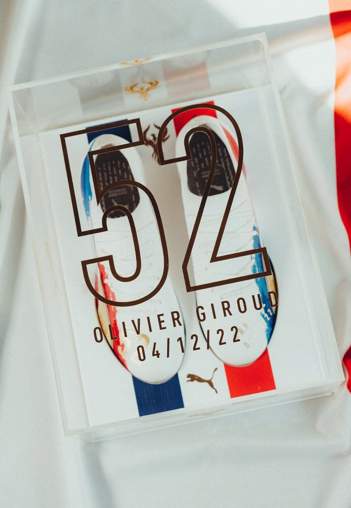giày đá banh PUMA Ultra Olivier Giroud 2023