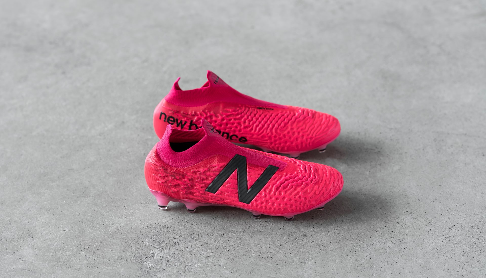 Giày đá banh New Balance Tekela v3+