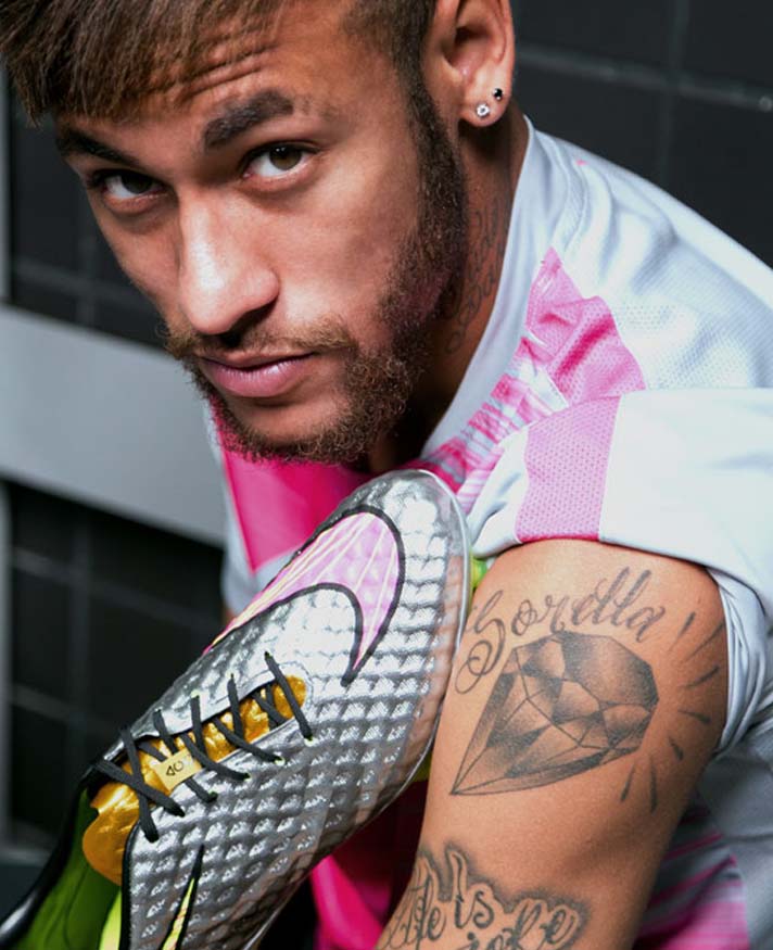 Khám phá những hình xăm trên cơ thể Neymar