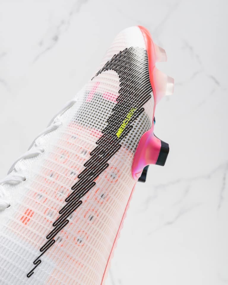 Giày đá bóng Nike Mercurial 'Rawdacious Pack'