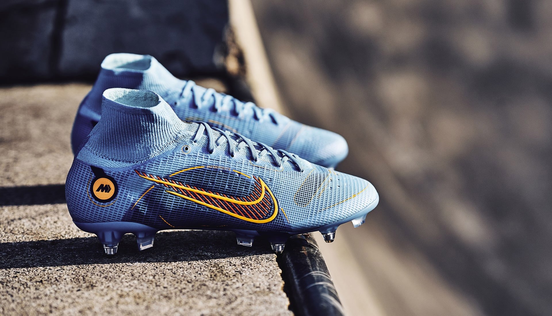 Khám phá gam màu 'Blueprint' mới của giày đá bóng Nike Mercurial