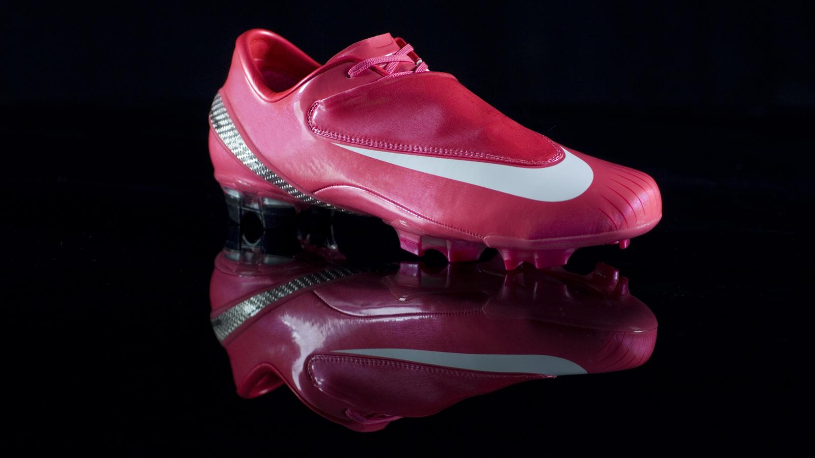 Giày đá banh Nike Mercurial Vapor Rosa 2008