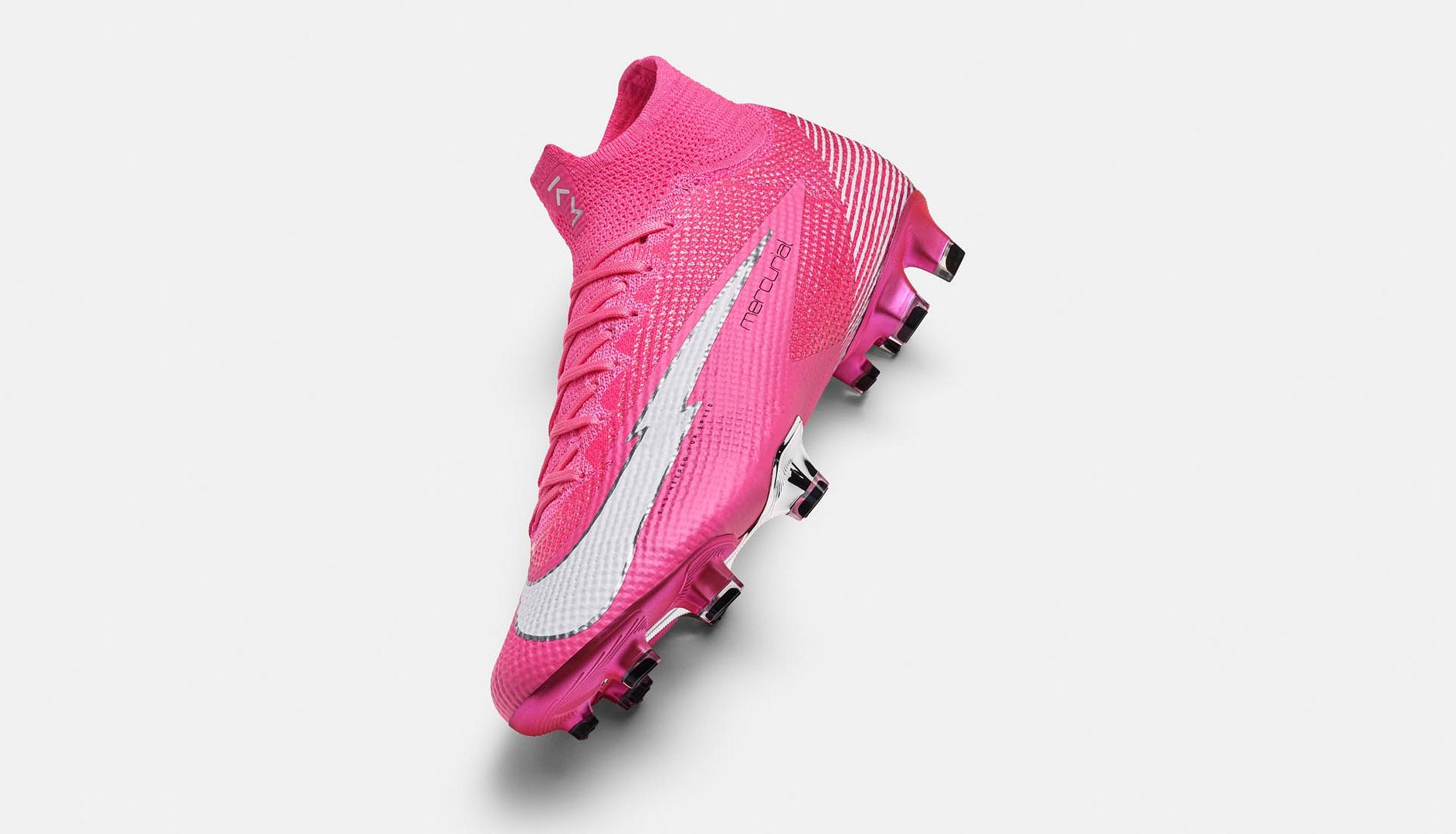 Vẻ ngoài đẹp mắt của Nike Mercurial Mbappé Rosa