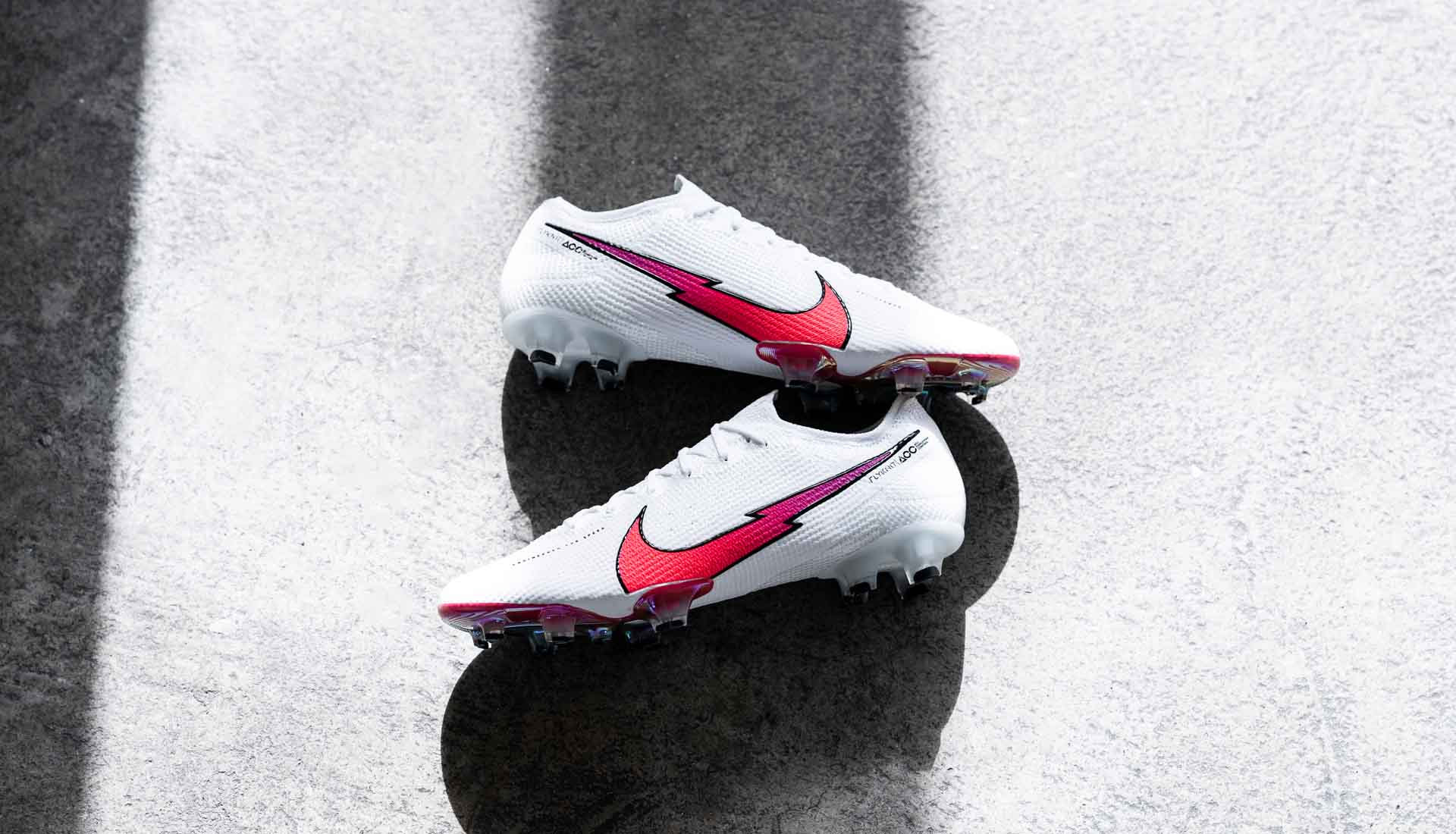 Giày đá banh Nike Mercurial Vapor - The Flash Crimson Pack