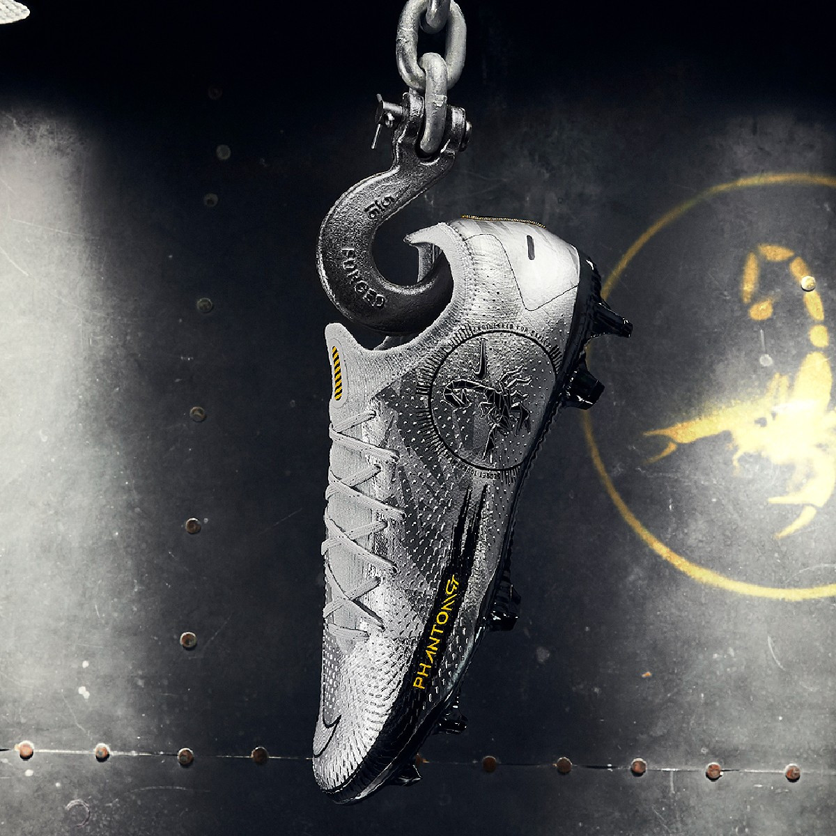 Cảm hứng của giày đá bóng Nike Phantom GT Scorpion