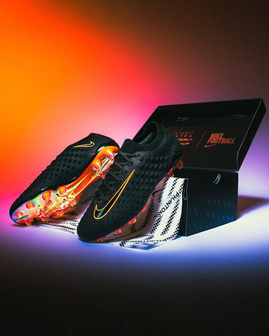 Công nghệ giày đá banh Nike Phantom Ultra Venom
