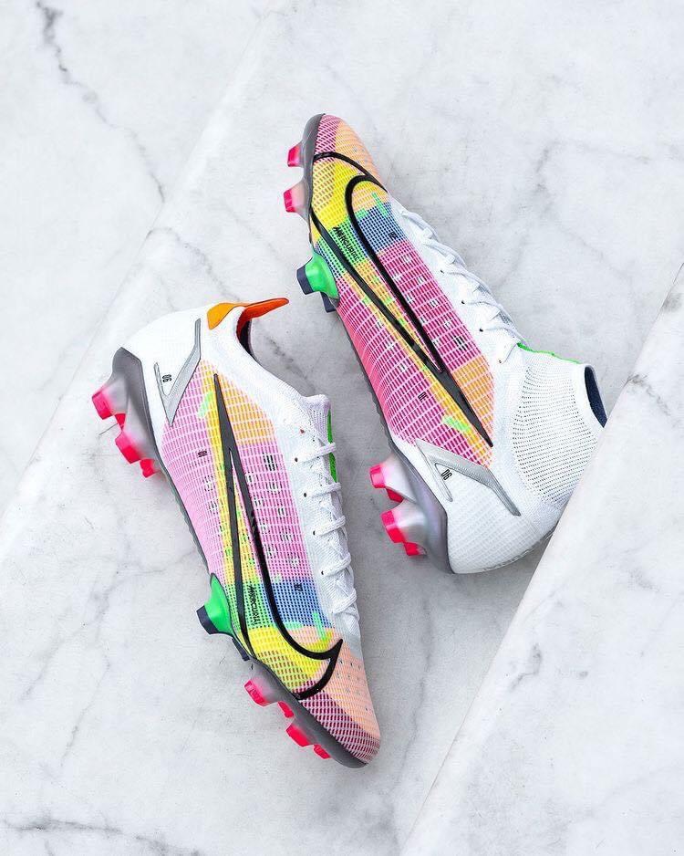 Giày đá bóng Nike Mercurial Vapor 'Dragonfly' & Superfly