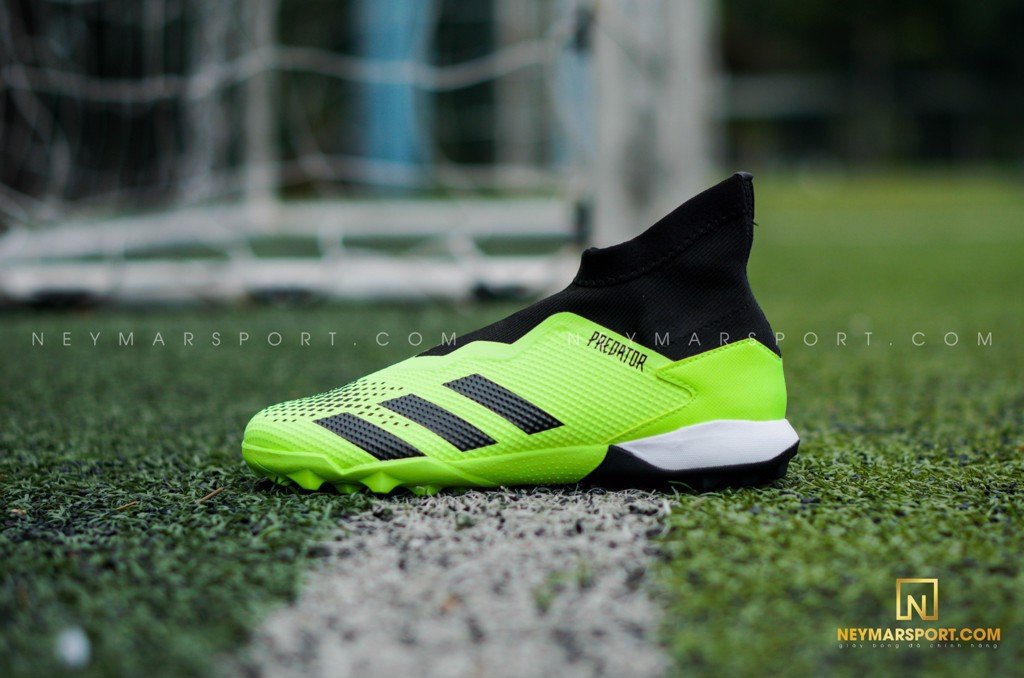 giày cỏ nhân tạo adidas Predator 20.3 