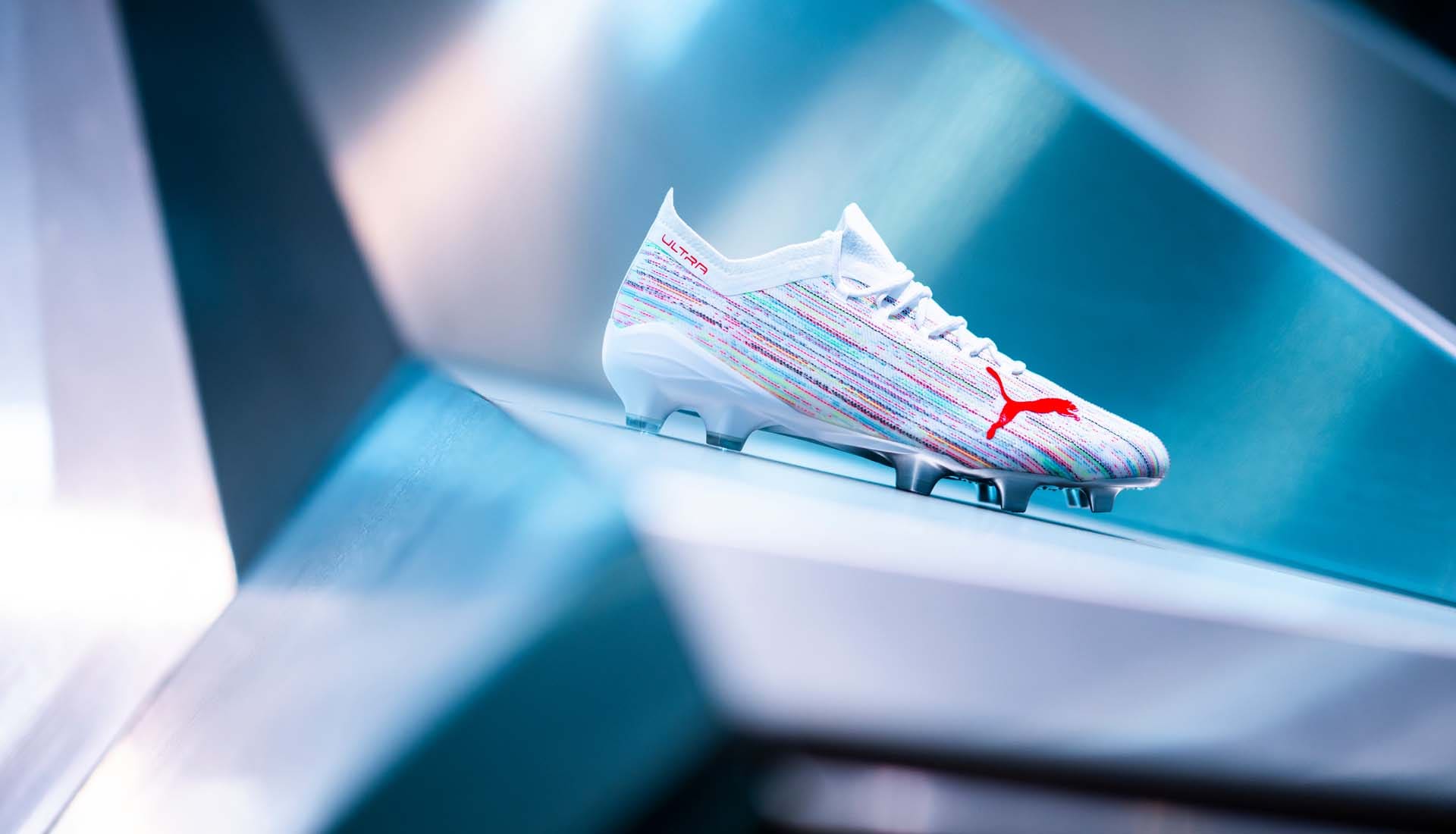 Công nghệ giày đá bóng Puma Future Z Spectra Pack