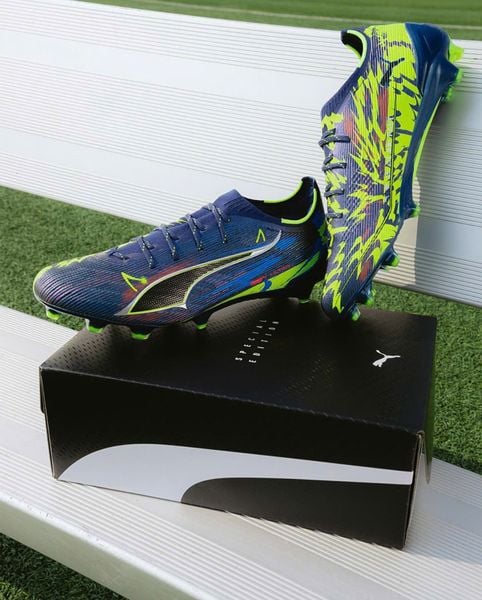 PUMA Ultra 6 ‘Dare To’: Sự Bùng Nổ Tốc Độ Mới Cho Thế Hệ Bóng Đá Hiện Đại