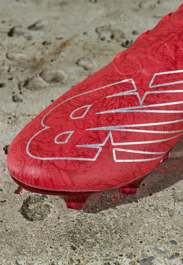 giày đá bóng New Balance (NB) Furon v7  Bukayo Saka