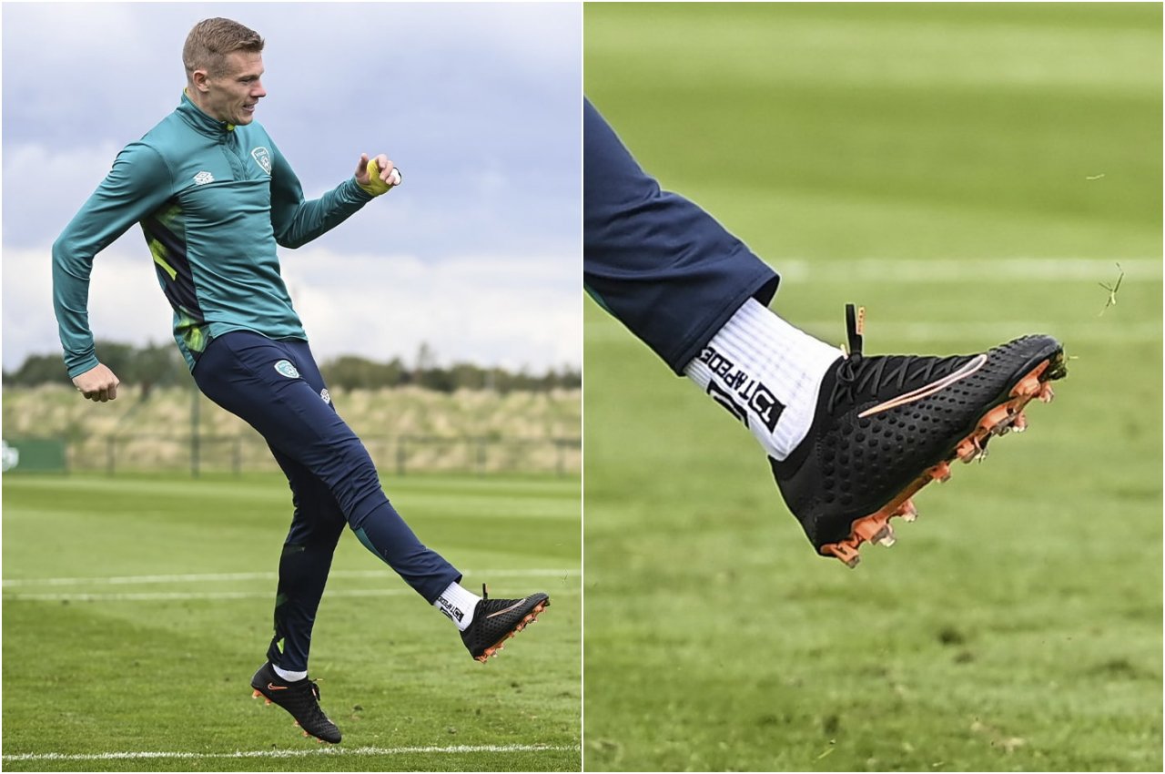 James McClean (Republic of Ireland) mang giày đá banh Nike Phantom Ultra Venom