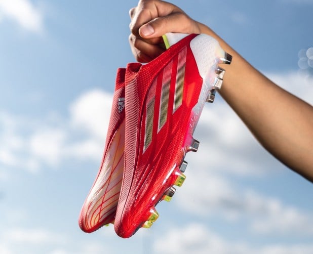Chi tiết về giày đá bóng Adidas X Speedflow mà Son Heung Min đang mang