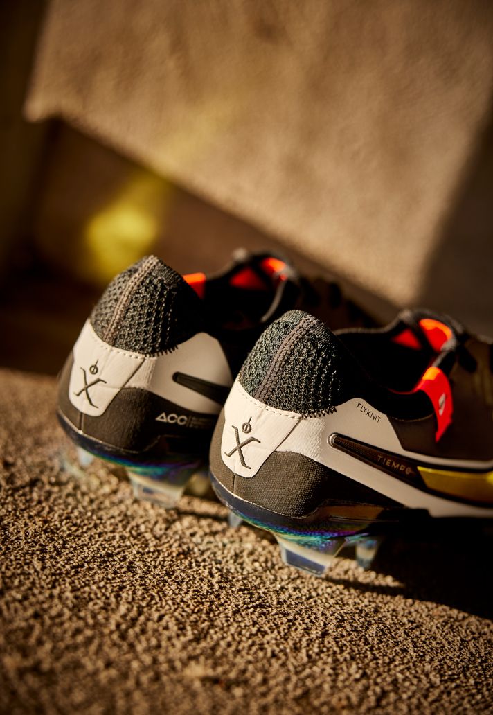giày đá banh Nike Tiempo Legend X 'Golden Touch' -1