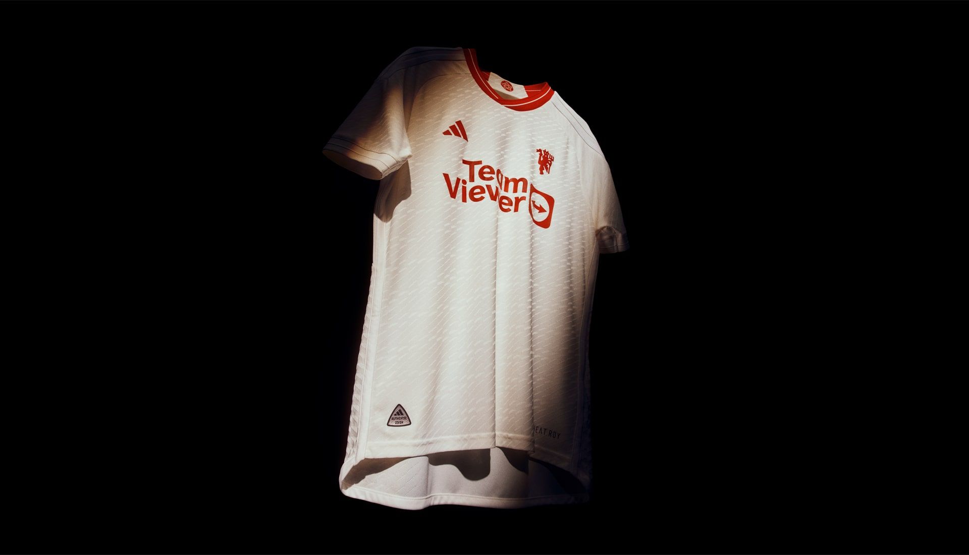 Adidas ra mắt áo đấu Third Shirt cho CLB Manchester United mùa giải 2023/24