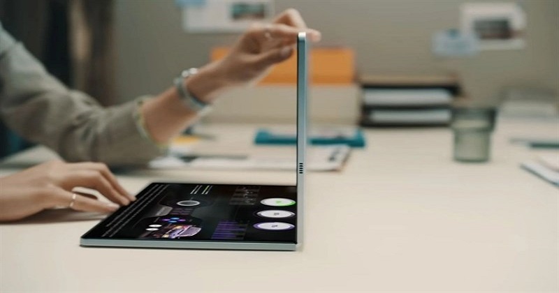 Sẽ ra sao nếu Samsung sản xuất laptop màn hình gập trong tương lai ???