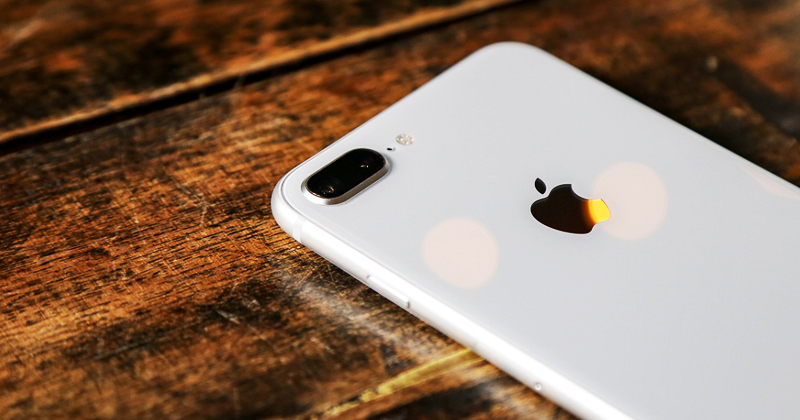 iPhone 13 đã ra mắt – Giờ lúc thích hợp để mua iPhone 8 Plus: Máy đã đẹp - Giá lại rẻ