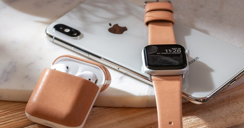 Điều gì khiến người người, nhà nhà mua Apple Watch và AirPods ?