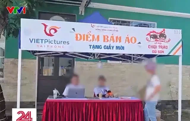 Nghịch lý Lễ hội chọi trâu Đồ Sơn Hải Phòng: Mua áo để nhận giấy mời