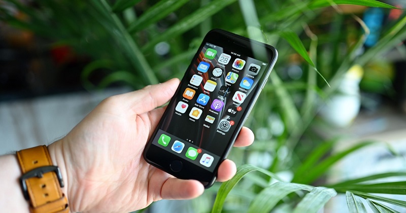 iPhone SE - át chủ bài của Apple trong chiến lược cạnh tranh với Android